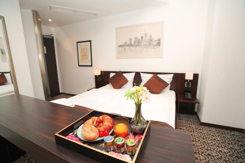 The Atrium Hotel - Oda