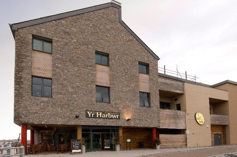 Premier Inn Caernarfon - Genel