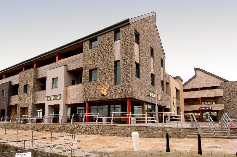 Premier Inn Caernarfon - Genel