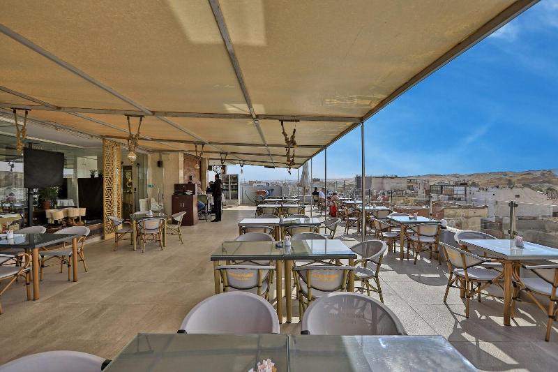 Mamluk Pyramids Hotel - Restoran