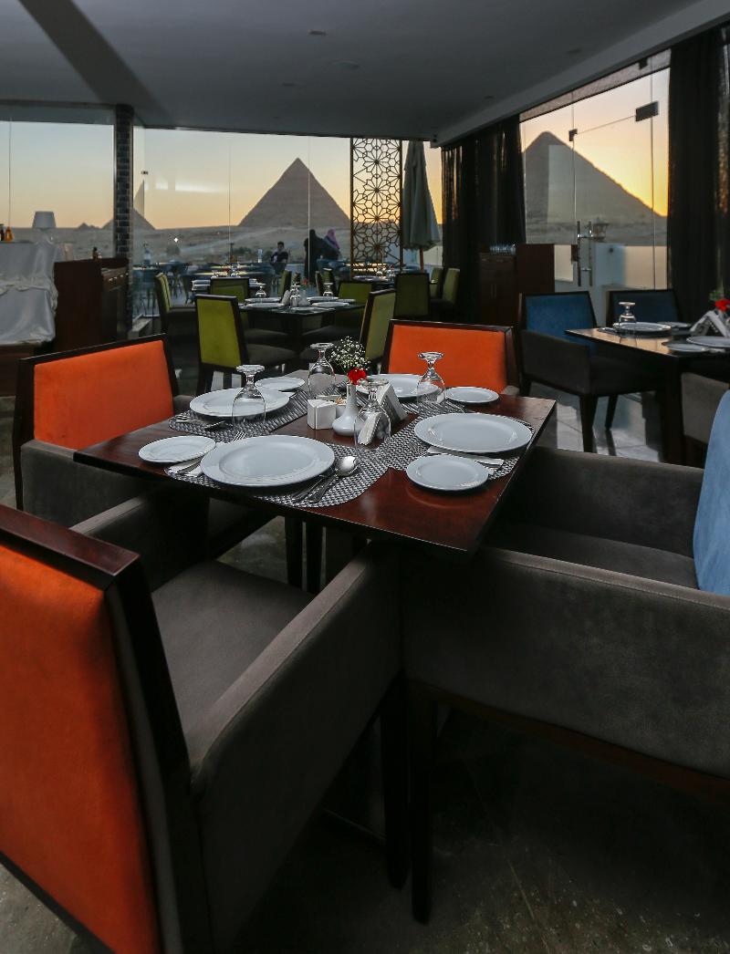 Mamluk Pyramids Hotel - Restoran