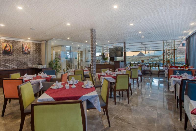 Mamluk Pyramids Hotel - Restoran