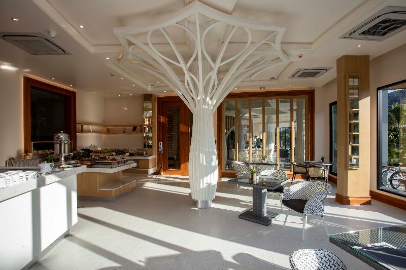 Phukalini Luxury Pool Villa & Onsen - Restoran