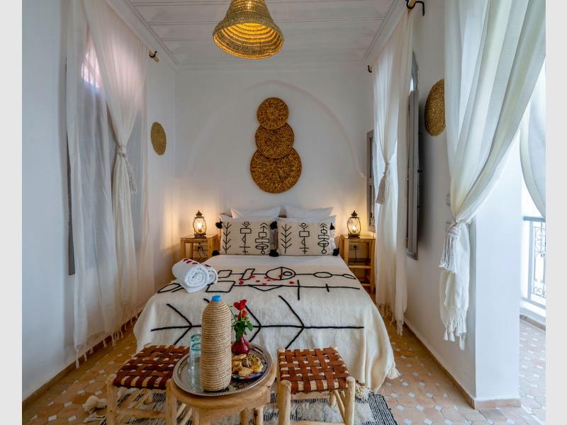 Nelia De Marrakech - Genel