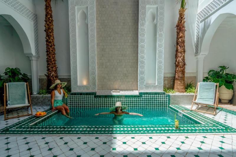 Nelia De Marrakech - Genel