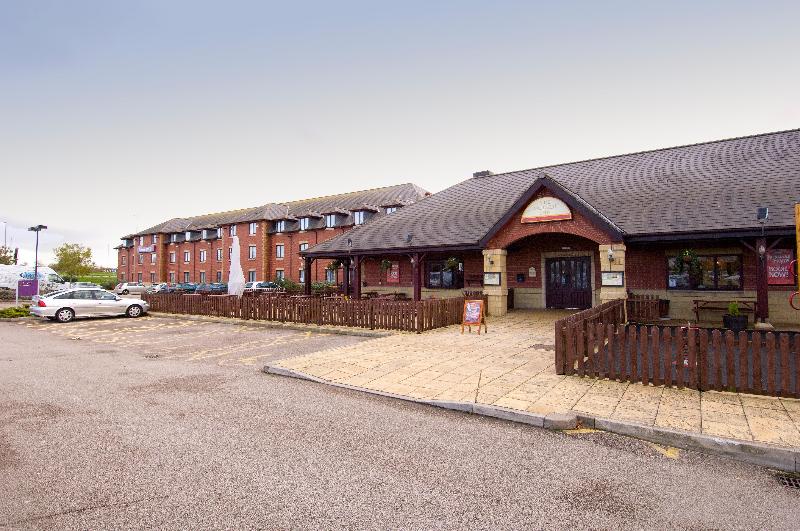 Premier Inn Blackpool East - M55 J4 - Genel