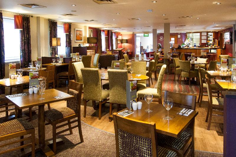 Premier Inn Leeds City - Elland Road - Restoran