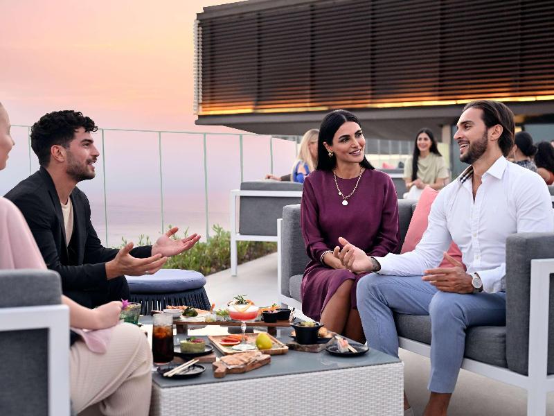 Movenpick Resort Al Marjan Island - Bar