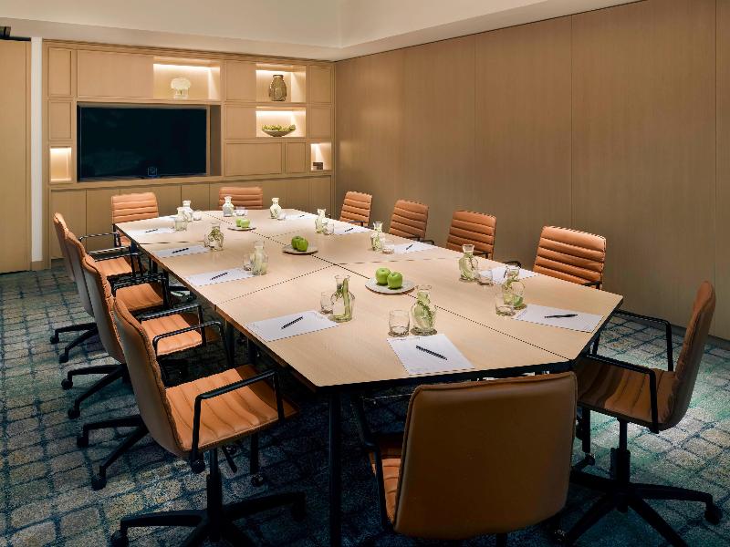 Movenpick Resort Al Marjan Island - Toplantı