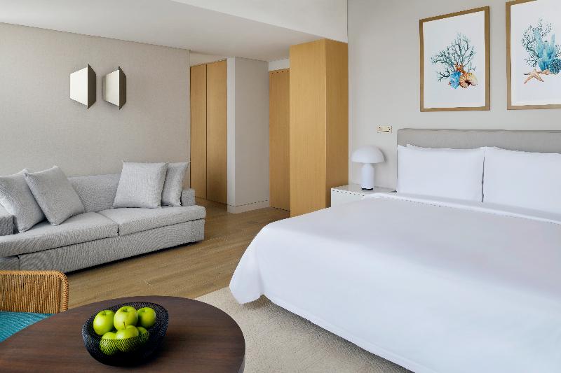 Movenpick Resort Al Marjan Island - Oda