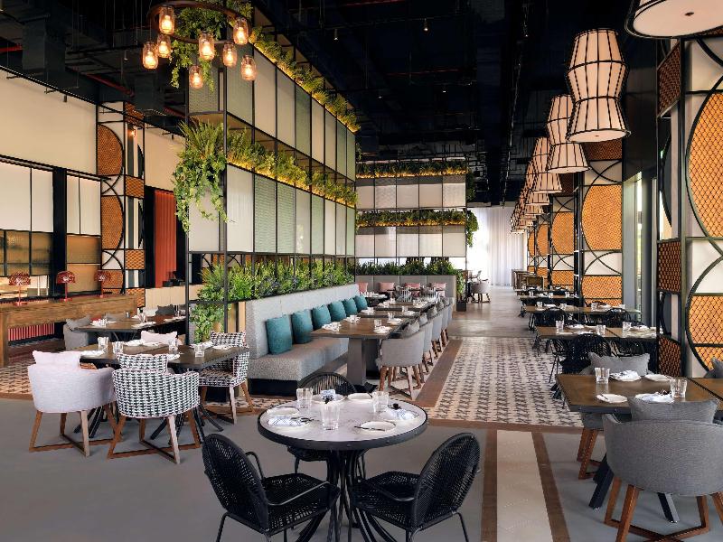 Movenpick Resort Al Marjan Island - Restoran