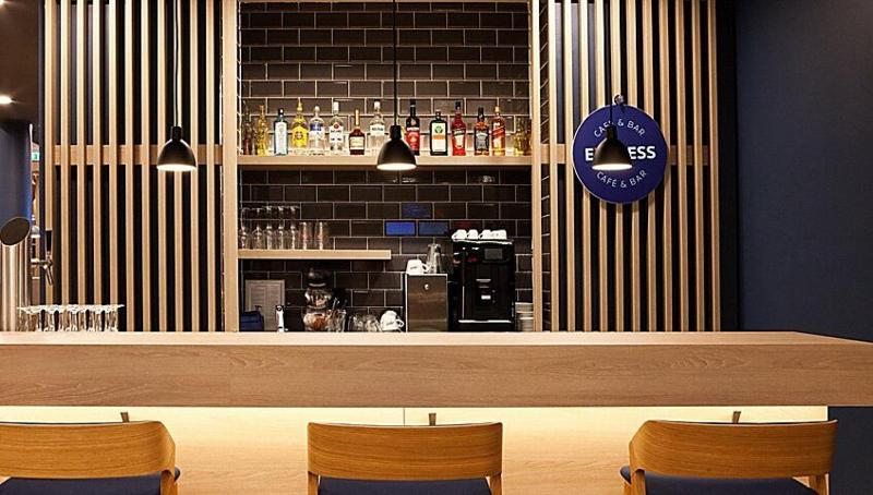 Holiday Inn Express Remscheid - Bar