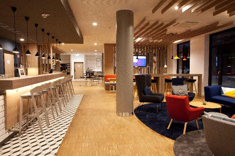 Holiday Inn Express Remscheid - Lobi