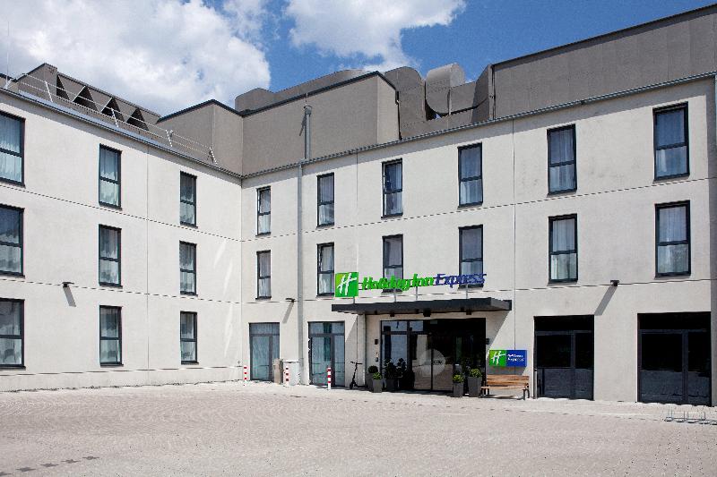 Holiday Inn Express Remscheid - Genel