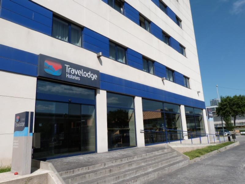 Travelodge Barcelona Fira - Genel