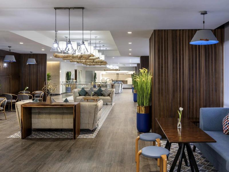 Novotel Makkah Thakher City - Restoran