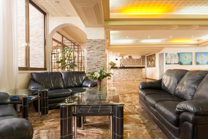 Penelope Beach Hotel Apts - Lobi