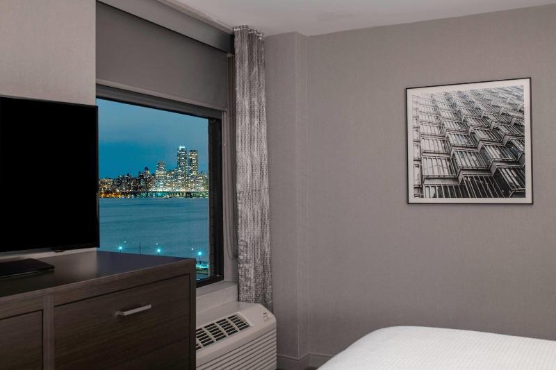 Residence Inn by Marriott Weehawken Port Imperial - Oda