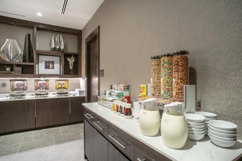 Residence Inn by Marriott Weehawken Port Imperial - Restoran