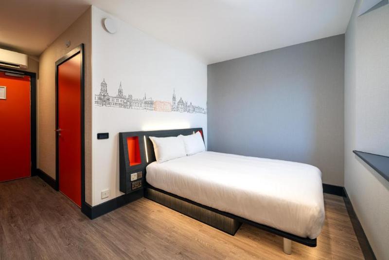 easyHotel Oxford - Oda
