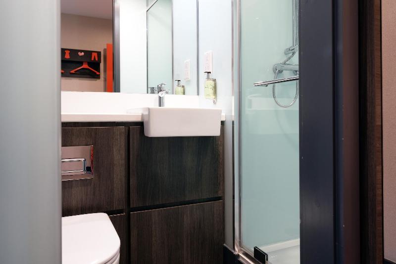 easyHotel Oxford - Oda