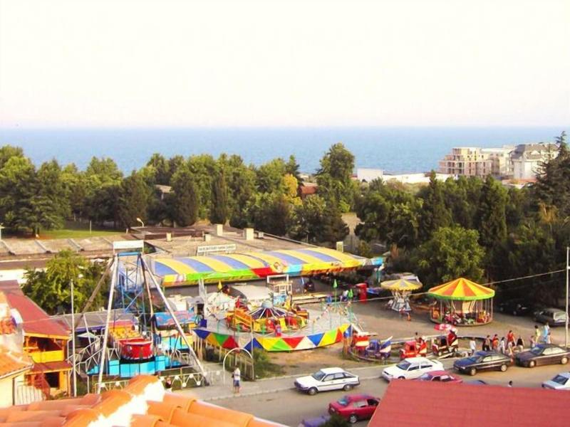 Family hotel Tropicana - Genel