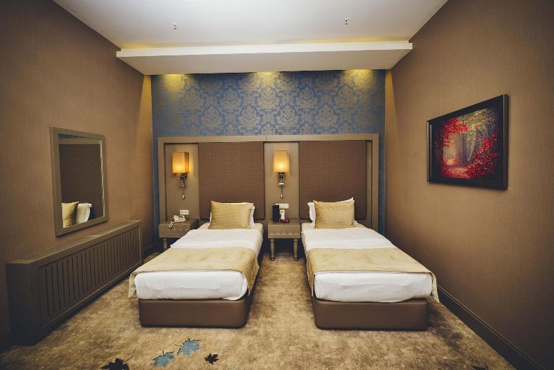 Qafqaz Tufandag Mountain Resort Hotel - Oda