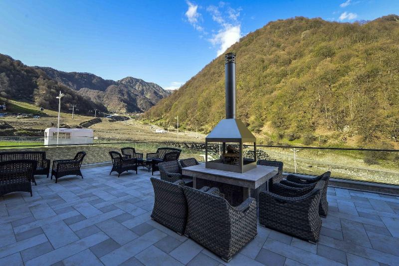 Qafqaz Tufandag Mountain Resort Hotel - Teras