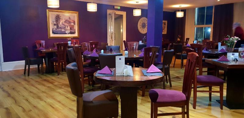 Royal Hotel, Forfar - Restoran