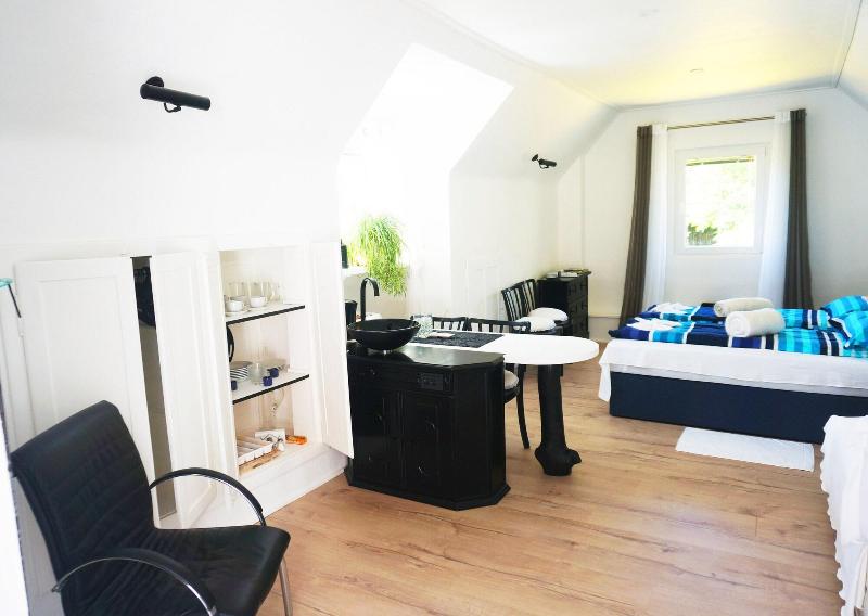 Ferienhaus BLACK & WHITE - Oda