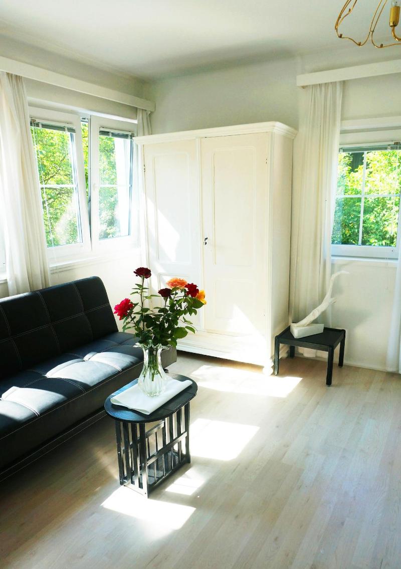 Ferienhaus BLACK & WHITE - Oda