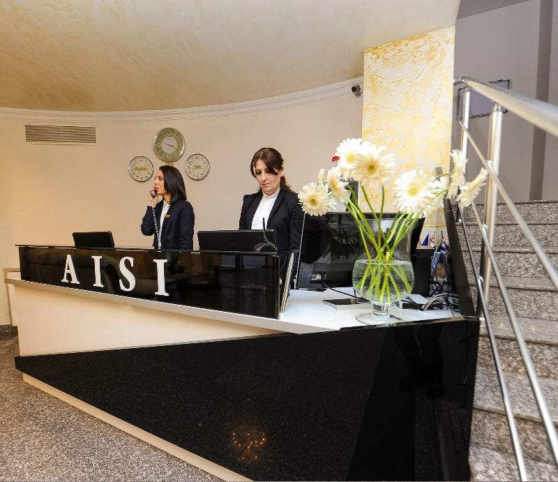 Hotel Aisi - Lobi