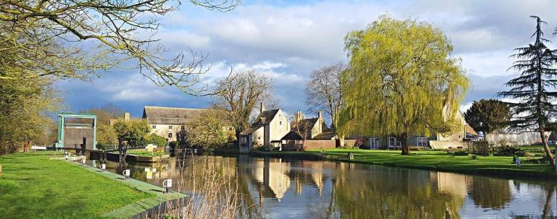 River Nene Cottages - Genel
