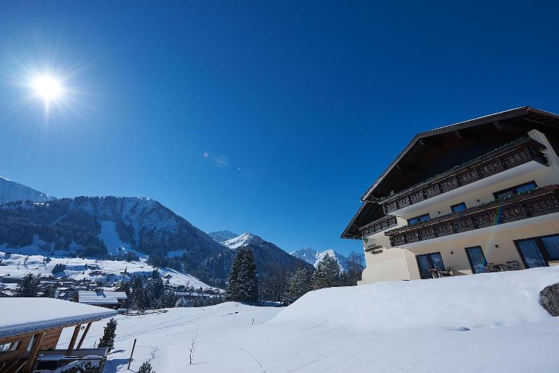 Boutique Hotel Herzhof Garni - Apartments - Genel