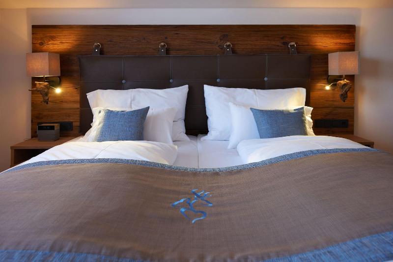 Boutique Hotel Herzhof Garni - Apartments - Oda