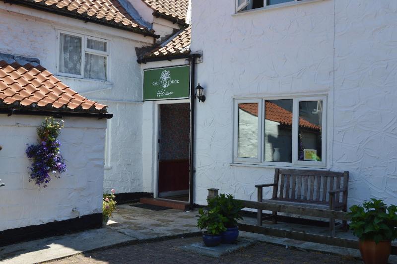 Orchard Lodge - Genel