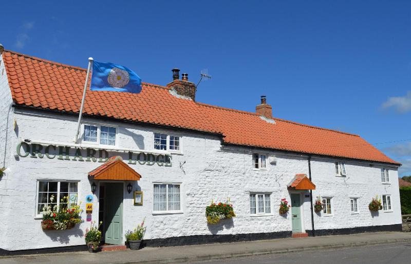 Orchard Lodge - Genel