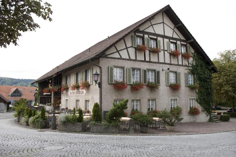 Landgasthaus zum Hirschen - Genel