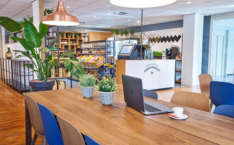 AmrÃ¢th Apart Hotel Schiphol Badhoevedorp - Lobi