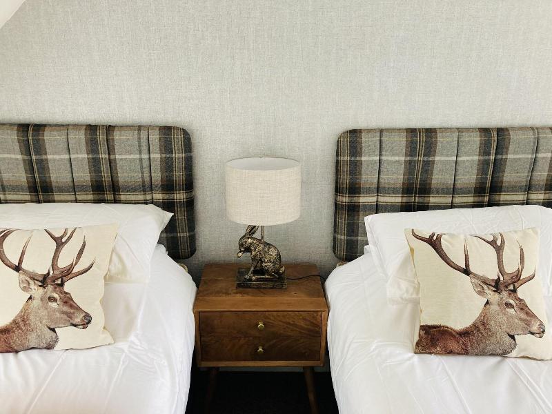 No 4 old Post Office row Isle of Skye - Book Now! - Oda