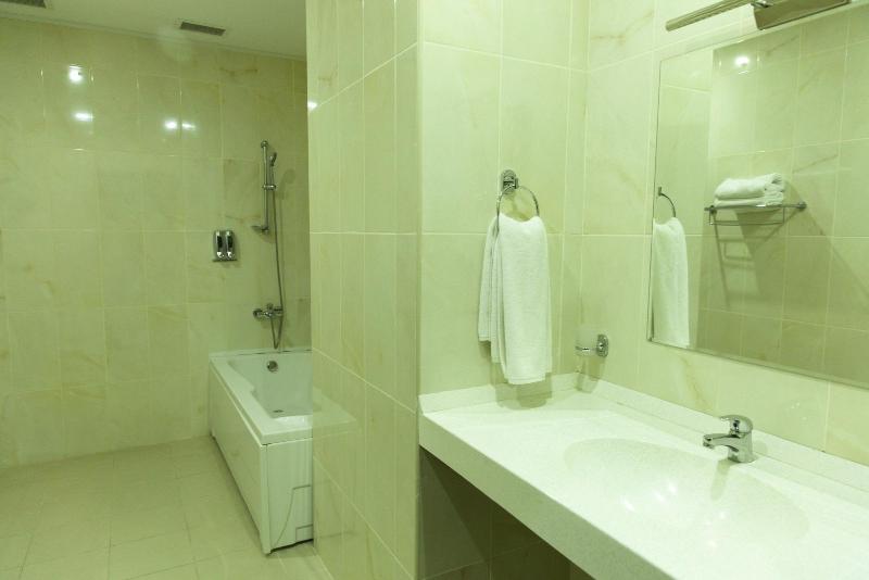 INNAB INN HOTEL (exCaspian Business Hotel) - Oda