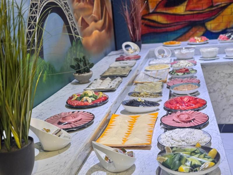 INNAB INN HOTEL (exCaspian Business Hotel) - Restoran