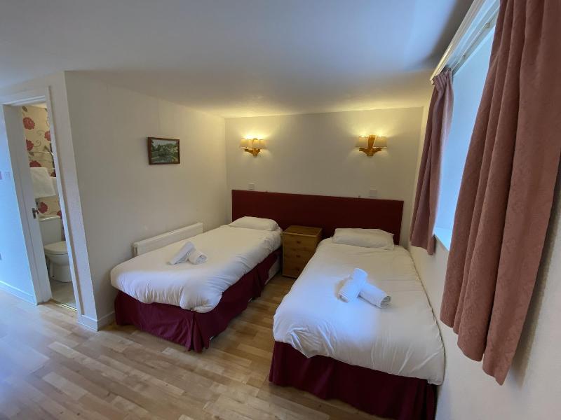 Columba House Hotel & Garden Restaurant - Oda