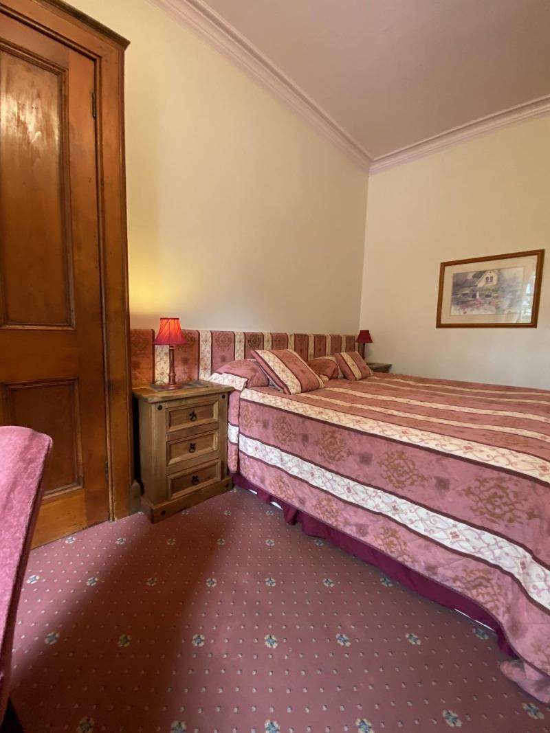 Columba House Hotel & Garden Restaurant - Oda