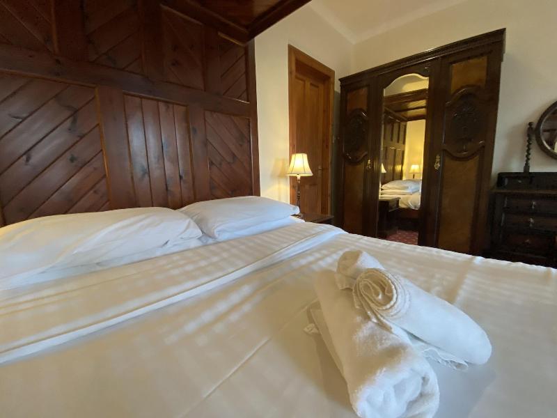 Columba House Hotel & Garden Restaurant - Oda