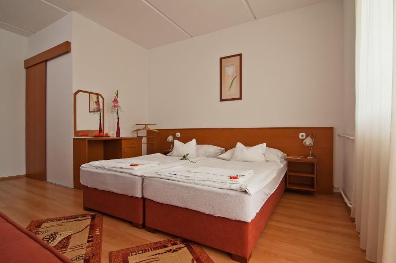 Hotel NapfÃ©ny - Oda