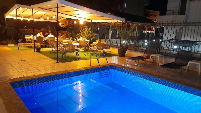 Hotel Saga - Genel