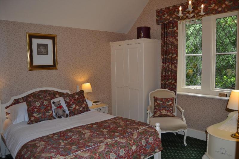 Rylstone Manor - Oda