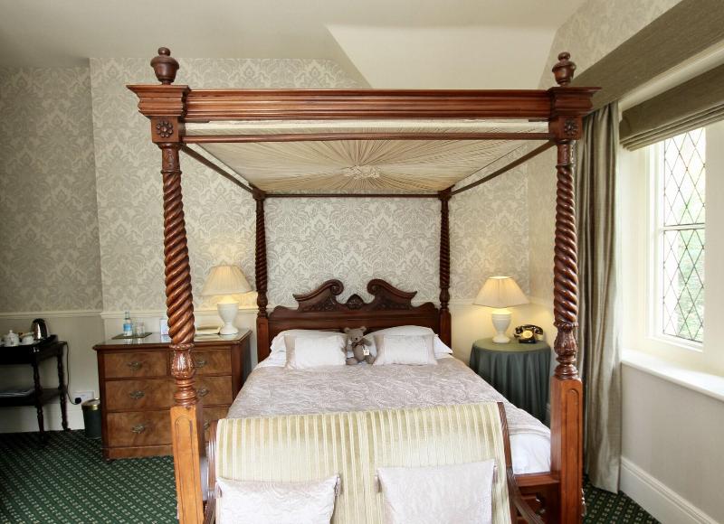 Rylstone Manor - Oda