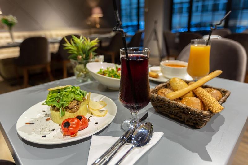 Aksent Hotel - Restoran